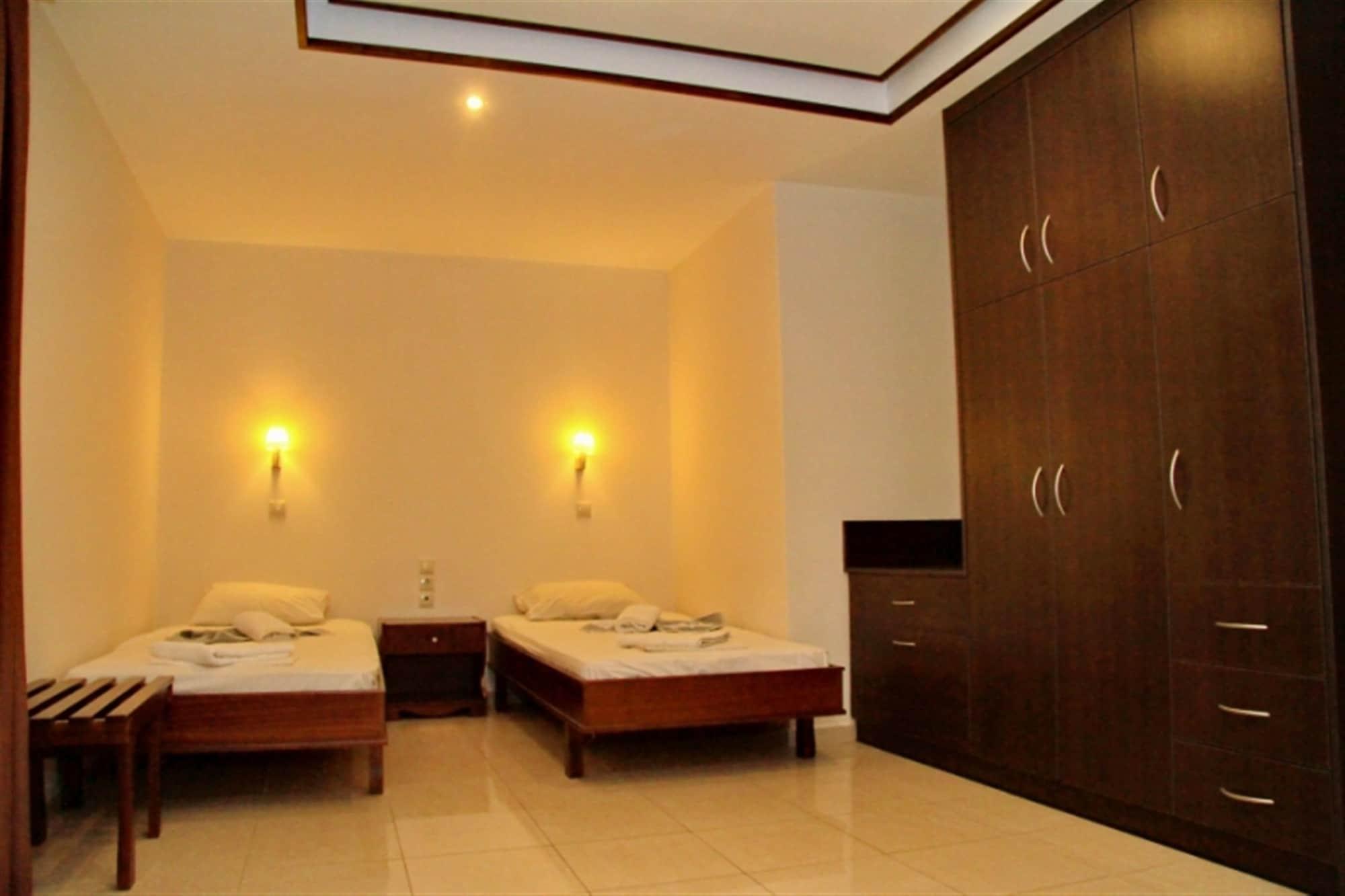24 Seven Boutique Hotel Malia Esterno foto