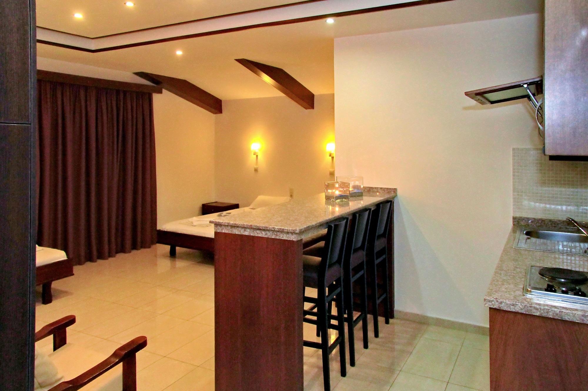 24 Seven Boutique Hotel Malia Esterno foto